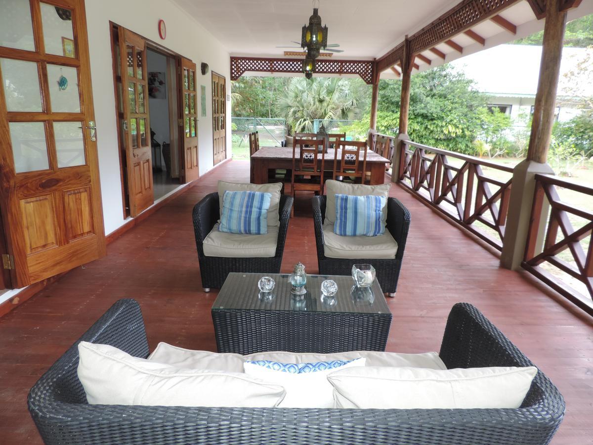 Paodise Guesthouse La Digue Buitenkant foto